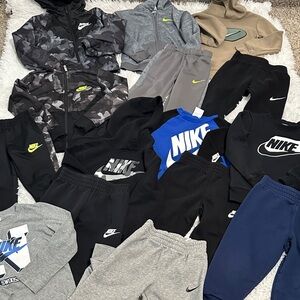 🦆 Bundle of 7 Nike Outfits & Nike Coat Size 4
